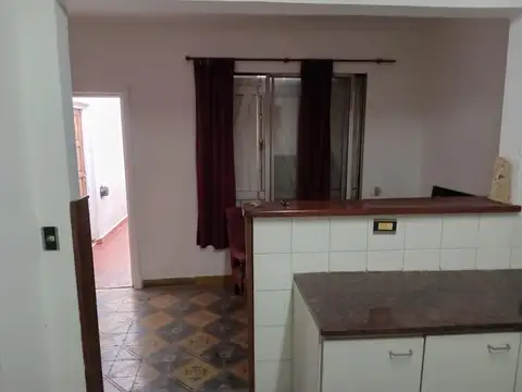 Depto Tipo Casa en Alquiler de 3 dormitorios
