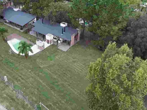 Increible casa con gran parque Villa California