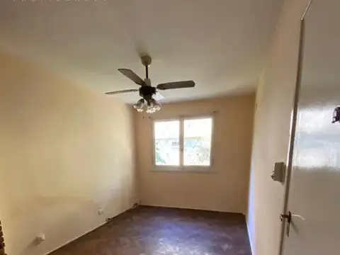 CAPITAN BERMUDEZ  3810  *