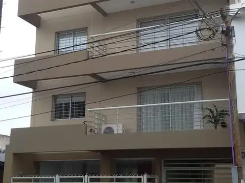 Departamento 2 ambientes con cochera en Quilmes Centro
