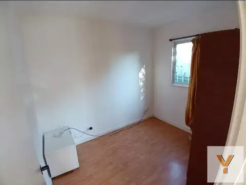 Casa multifamiliar en venta - 4 Dormitorios 4 Baños - 350Mts2 - Llavallol