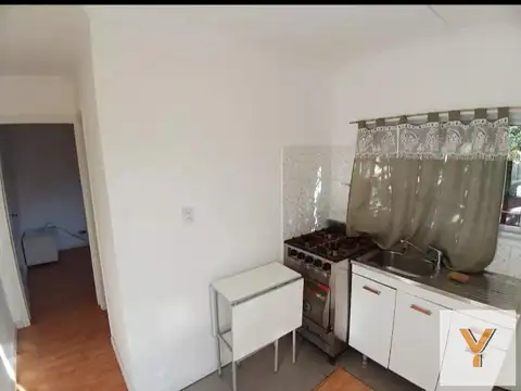 Casa multifamiliar en venta - 4 Dormitorios 4 Baños - 350Mts2 - Llavallol