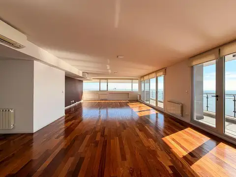 DEPARTAMENTO DE 4 DORMITORIOS CON 3 COCHERAS EN ALQUILER EN PUERTO NORTE