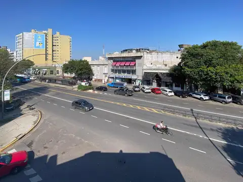 Depto Tipo Casa en Venta de 6 ambientes