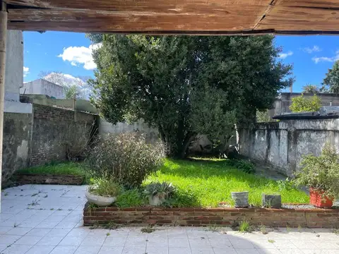 Casa 3 ambientes con 1 baño