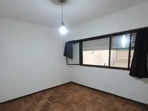 Galicia 900, Piso 1