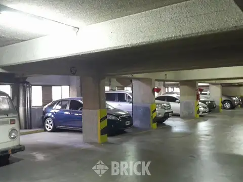 AV. LAS HERAS. al 2400 1°