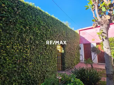 Casa 5 ambientes con 1 baño
