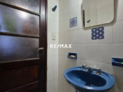 CASA VENTA AV. SARMIENTO MACROCENTRO 3 DORMITORIOS