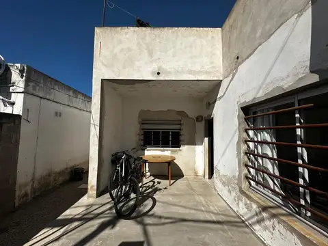 Casa en Venta en Jose Marmol, USD 100.000