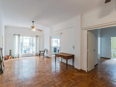 4 ambientes con balcón en Venta, Palermo. Apto Crédito