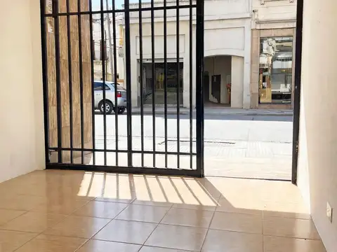 Local en Venta en Recoleta, USD 130.000