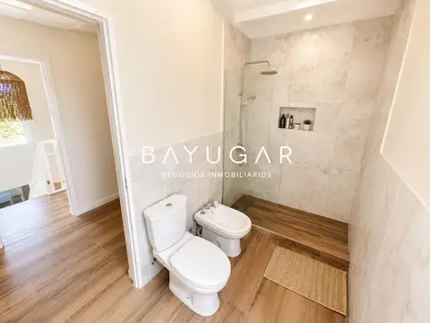 Casa en Venta en Pilar del Este - San Ramon, USD 208.000