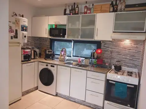 Avenida Peron  al 3400