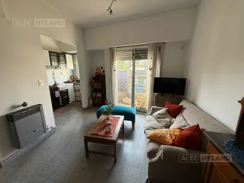Depto Tipo Casa en Venta en San Isidro Vias / Rolon, USD 159.000
