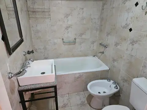 Departamento en Alquiler en Castelar Norte, $ 550.000