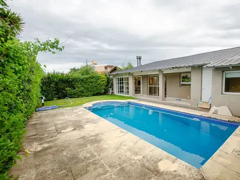 CASA EN VENTA EL VENADO CON PILETA CLIMATIZADA 