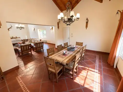Venta - Casa - Barrio El Solar de Capilla - Exaltación de la Cruz