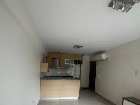 Estanislao Del Campo 400, Piso 1