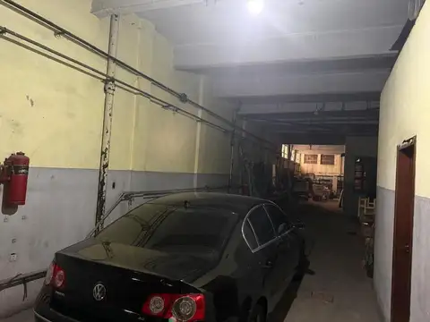 Galpon en Alquiler en Villa Dominico, $ 1.300.000