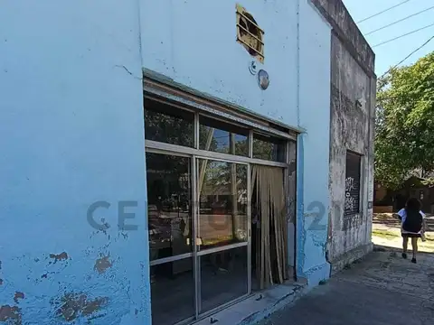 Juan Jose Paso 2300, Piso 0