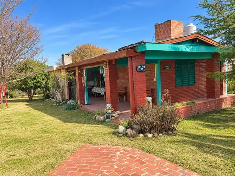 EN VENTA CASA MAS MONOAMBIENTE EN CURA BROCHERO