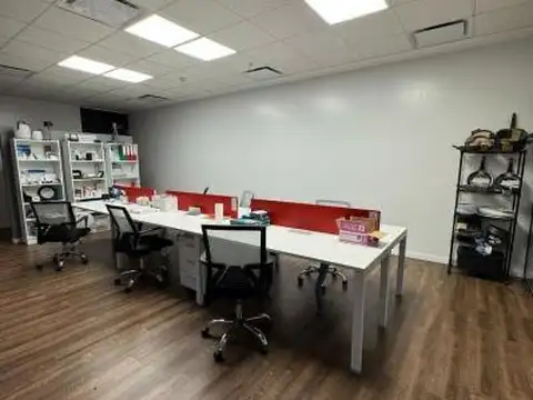 Av Del Libertador 100