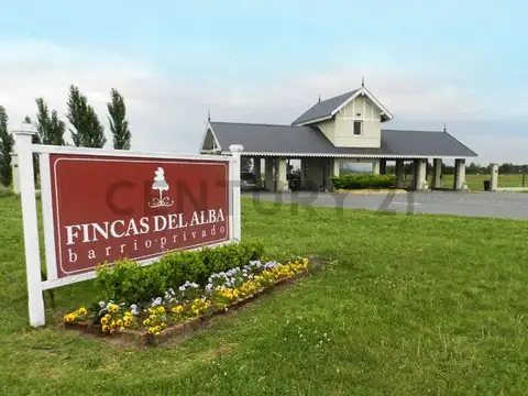 Venta de lote en Fincas del Alba Caning