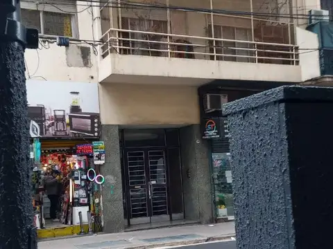 Sarmiento 2400, Piso 6