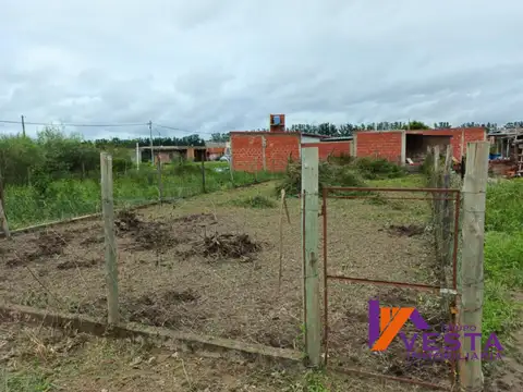 Terreno en Venta 28  mts Fondo