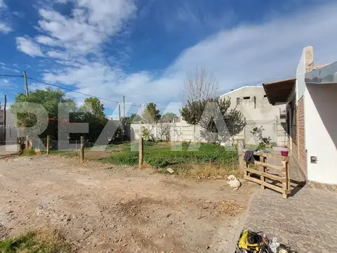 VENTA CASA 2 DORMITORIOS C/DEPTO BALSAS LAS PERLAS