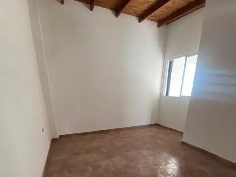 Casa en venta, José C. Paz - Apta crédito