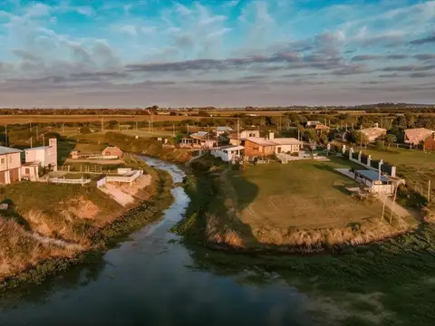 Terreno en Venta 13,95  mts Fondo