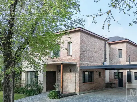 Casa en Venta de 4 dormitorios