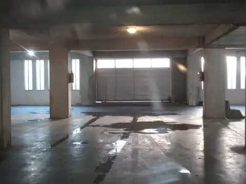 Derqui e/ Valencia y Avenida Constitución