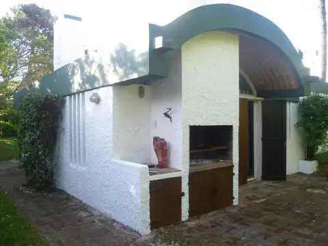 Casa en Alquiler Temporal en Pinamar, USD 2.500