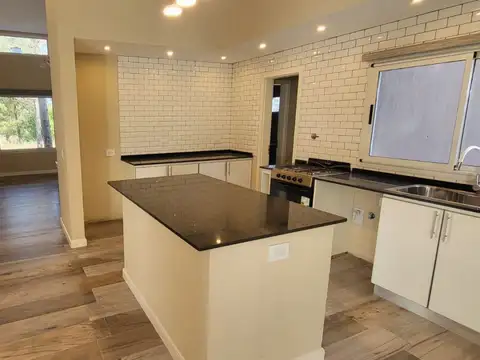 Casa en Venta en Barrio Residencial 1, USD 359.000