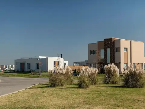 Lote/terreno 610m2 en venta en Damasia al Sur Canning, Ezeiza