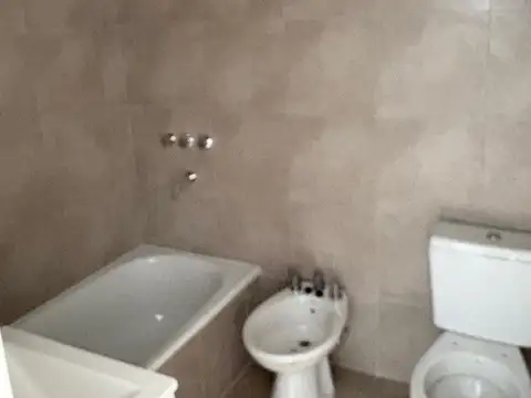 Venta de departamento dos dormitorios, Los Hornos, La Plata