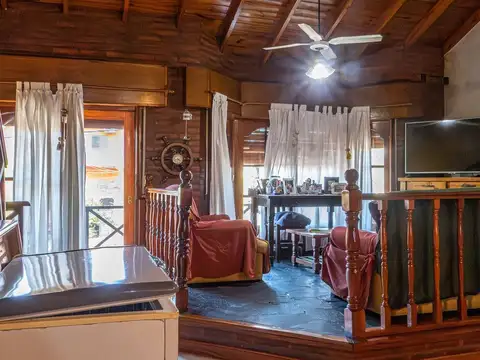 Depto Tipo Casa 4 ambientes con 3 baños