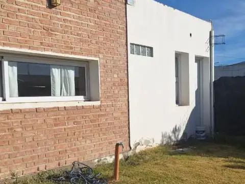 Casa en Venta en General Fernandez Oro, USD 134.000