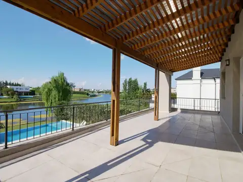 Casa en Venta de 5 dormitorios