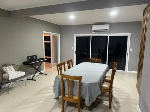 Casa en Venta en Alvarez Del Bosque, USD 160.000