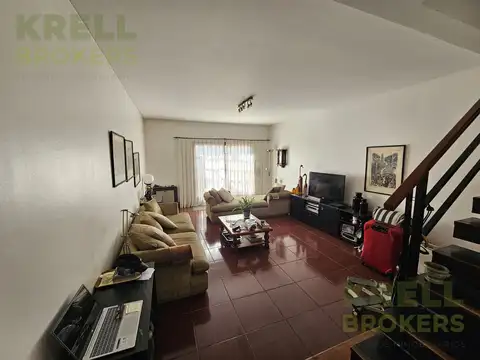 Depto Tipo Casa 5 ambientes con 3 baños