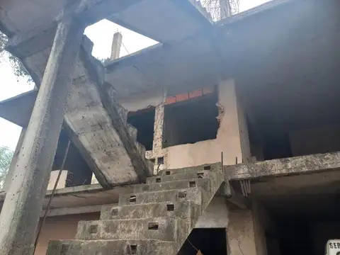 Terreno en Venta en Luis Guillon, USD 350.000