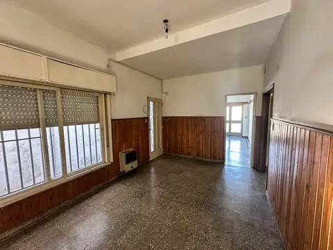 Venta Casa dos dormitorios. Altura Ov. Lagos al 4700
