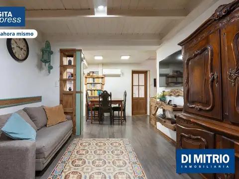 Depto Tipo Casa en Venta de 4 ambientes