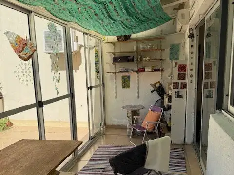 Holmberg 800, Piso 1