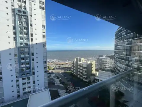 Departamento en Venta en Península, USD 240.000
