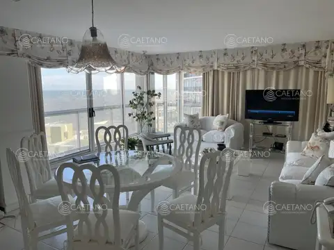 Venta aparartamento en Peninsula Punta del Este, 2 dormitorios 2 baños
